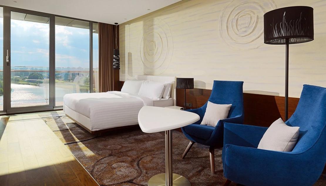 PARALUMI INTAGLIATI PER HOTEL - BIELLORUSSIA